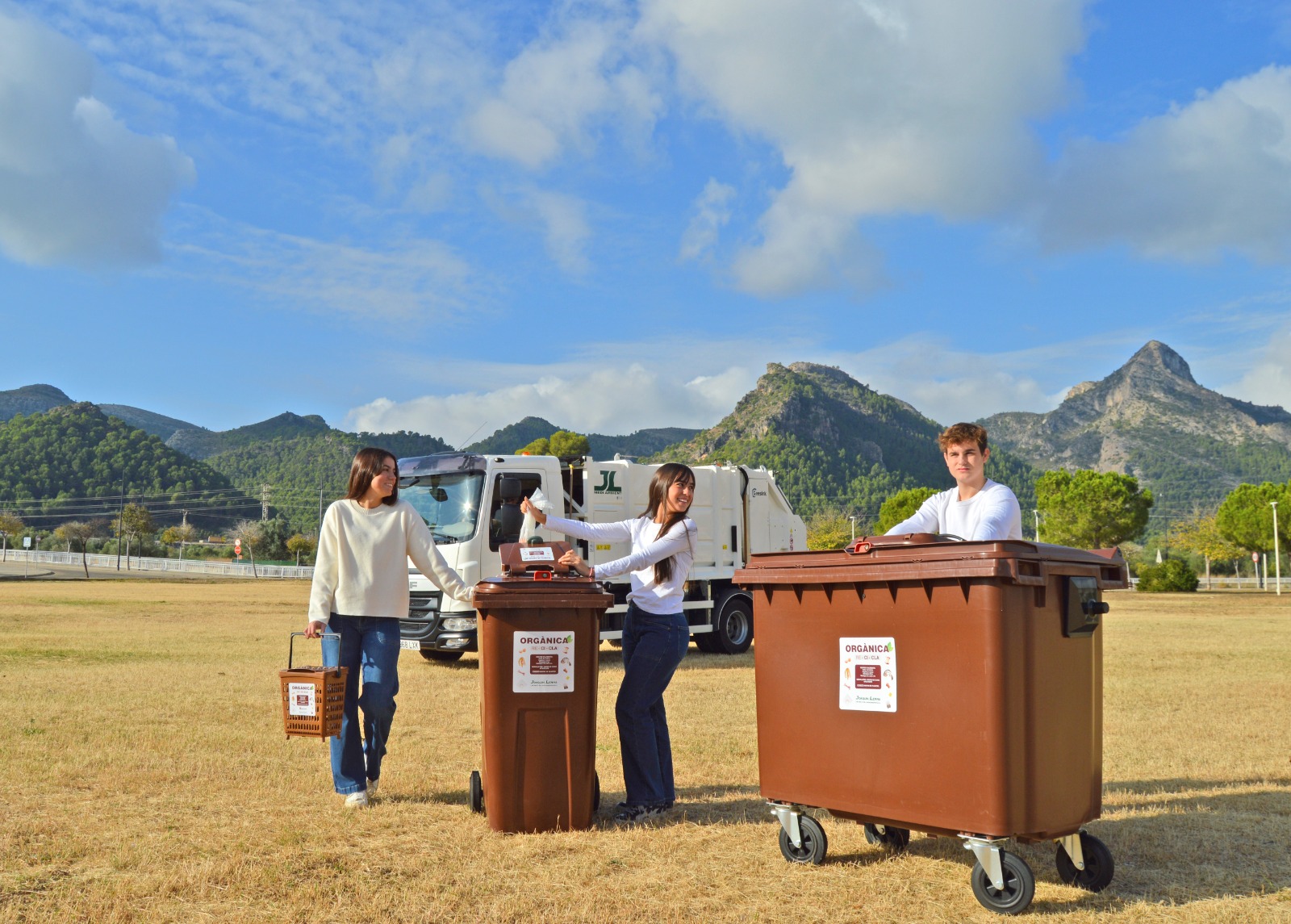 WhatsApp Image 2025-09-26 at 13.33.37